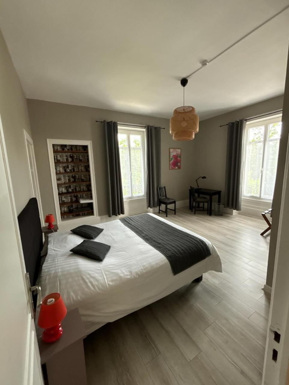 Logis Hotel & Restaurant Le Parcey Buitenkant foto